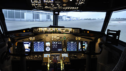 80 Minute Flight Simulator Experience in Cheshire