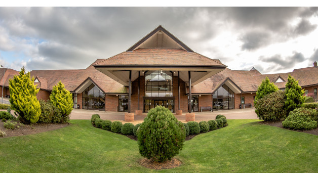 Overnight Spa Break with 50 Minute Treatment and Dinner for Two at East Sussex National Hotel picture