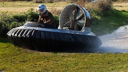 Hovercraft Racing Challenge