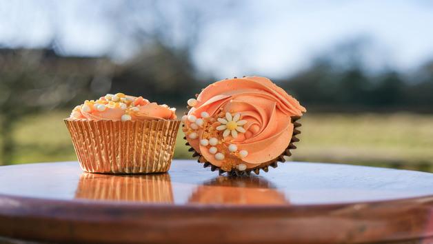 Mother's Day Cupcake Box for Two from Piglet's Pantry Image 4