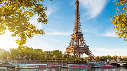 Guided Day Trip of Paris with Lunch at the Eiffel Tower for Two Guided Day Trip of Paris with Lunch at the Eiffel Tower for Two