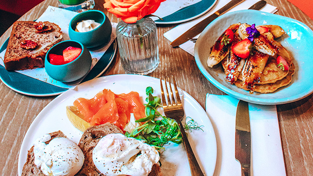 Bottomless Brunch for Two at Queens of Mayfair London Image 4