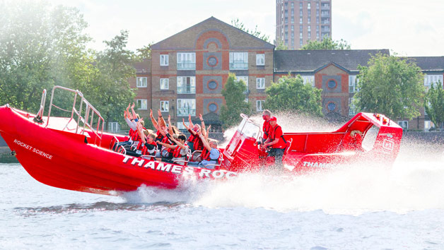 Family Thames Rocket Powerboating, London Image 4