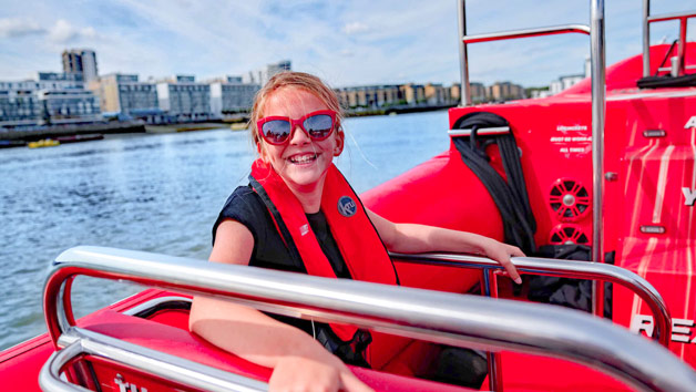 Family Thames Rocket Powerboating, London Image 5