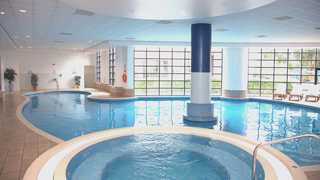 Spa Day with 110 Minute Treatment and Afternoon Tea for One at Potters Resorts Five Lakes (Weekend) Image 3