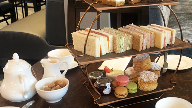 Afternoon Tea with Bubbles for Two at Marco Pierre White, Mercure Bridgwater Image 3