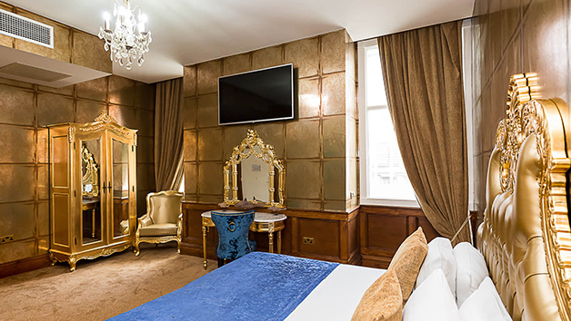 Overnight Stay with Bubbles and Breakfast at The Dixie Dean Hotel for Two Image 4