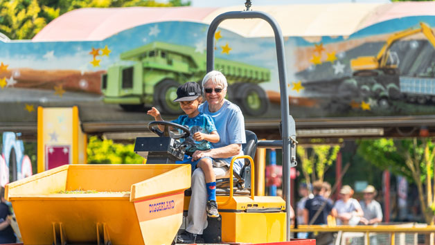 Entry to Diggerland for One Person Image 4