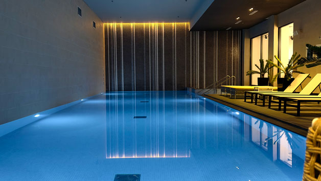 Reviving Spa Day at Hilton Bankside, a 30 Minute Treatment and Spa Access with Fizz for One -Midweek

 Image 4