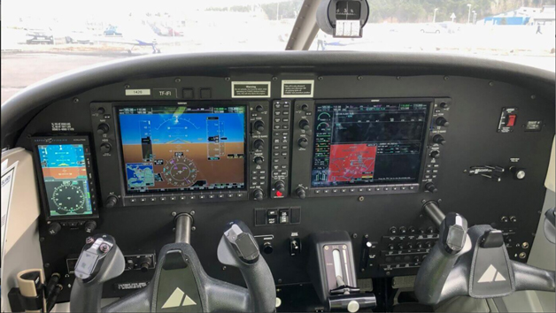 One Hour Piper PA28 Cherokee Flight Simulator Experience for One Image 1