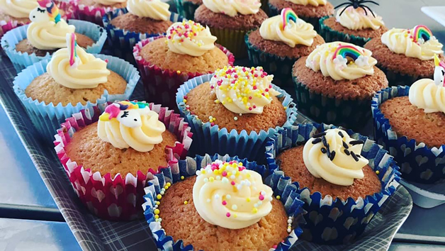 Cake Decorating Class at Milton Keynes Cookery School for One Person Image 2