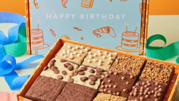 Cutter & Squidge Twelve Piece Birthday Brownies and Prosecco Bundle picture