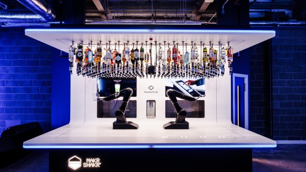 Sandbox VR Experience for Two with Robotic Bartender Cocktail Each picture