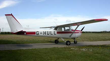 20 Minute Light Aircraft Flight with Lunch in East Yorkshire Image 3