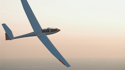 Introduction to Gliding with Three Flights for One