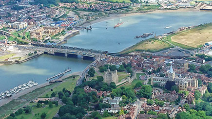 20 Minute Helicopter Tour of Brands Hatch and Rochester Image 2