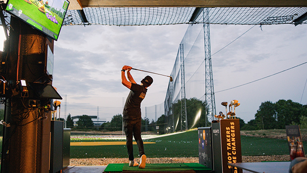 Interactive Golf Driving Range Experience for Six with Big Shots Image 2