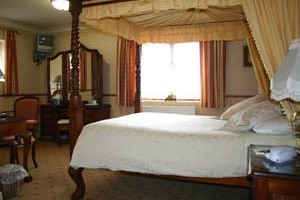 Overnight Stay at Albright Hussey Manor for Two Image 3