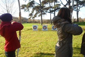 90 Minute Archery in Nottingham for One picture