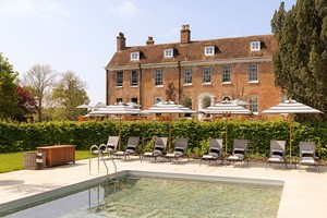 Two Night Break with Dinner for Two at New Park Manor picture