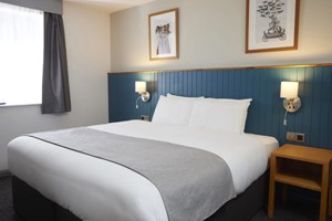 Overnight Stay with Breakfast for Two at Holmfield Arms Hotel picture