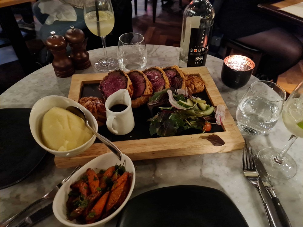 Beef Wellington Dining Experience With A Cocktail At A Gordon Ramsay Restaurant For Two Red