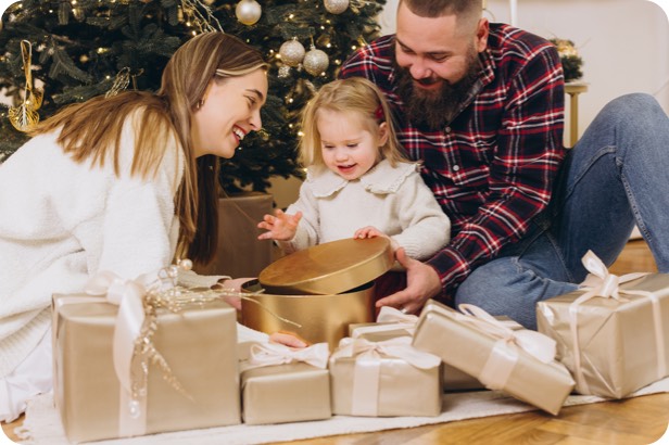 How To Be The Ultimate Gift Giver In Your Family