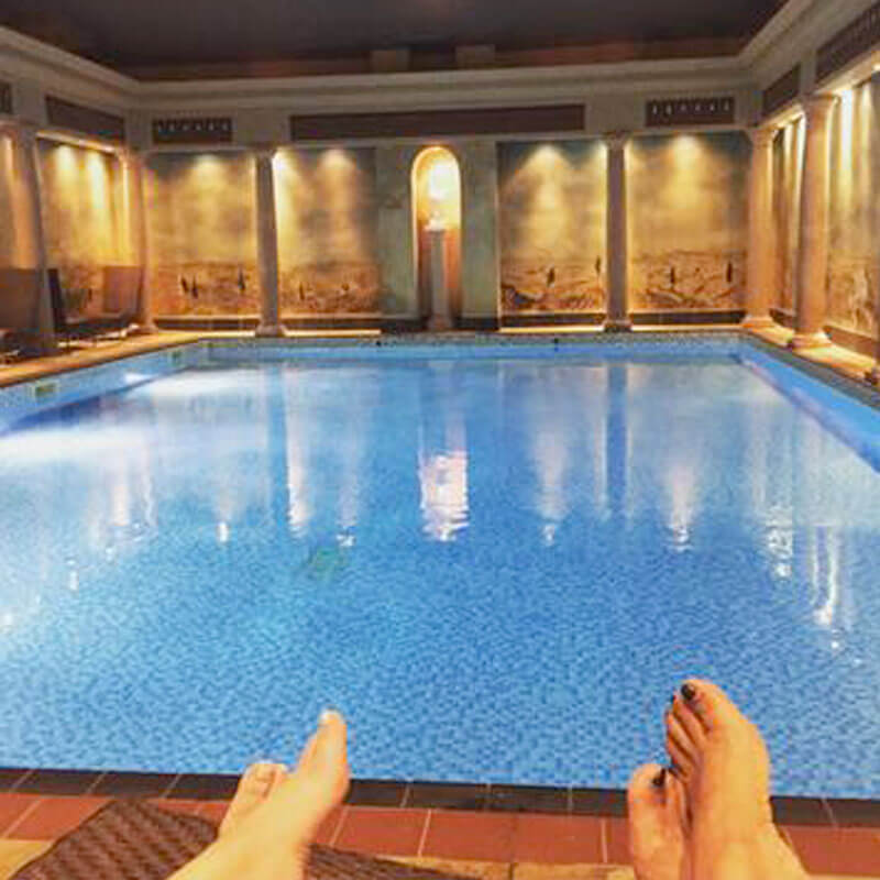 Pamper Treat with 40 Minute Treatment and Lunch at Rowhill Grange for One